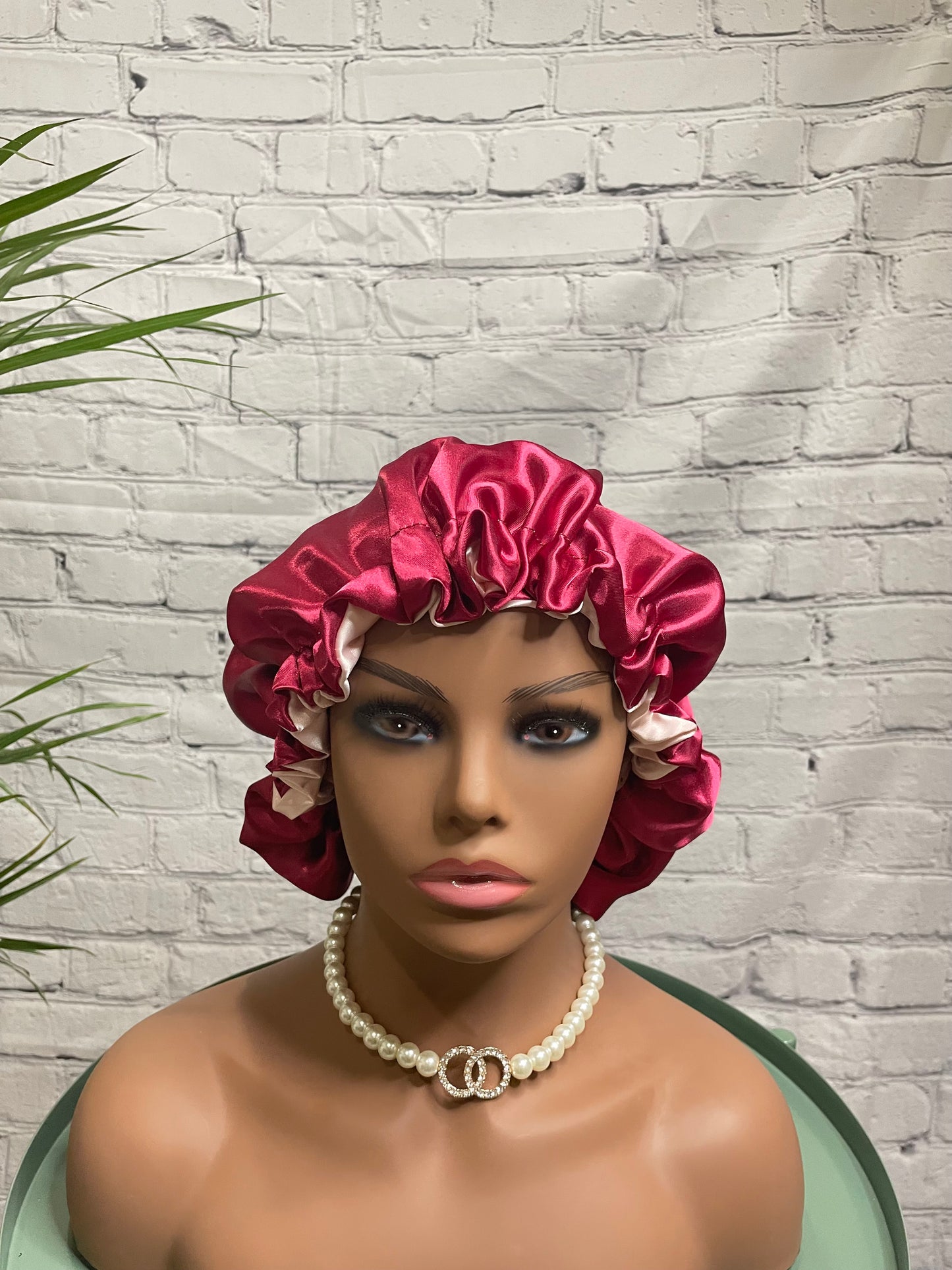 Reversible satin bonnets with adjustable drawstring